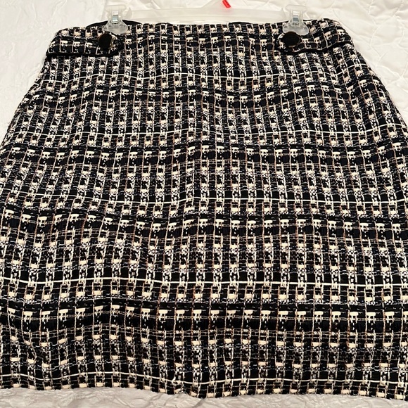 Ann Taylor Dresses & Skirts - Tweed skirt